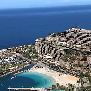 anfi-del-mar-la-playa-de-arguineguin.in-canary-islands.com/
